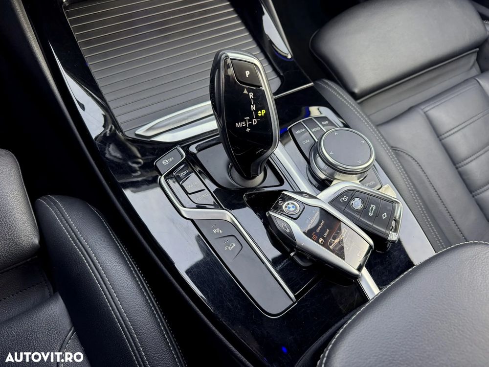 BMW X3 xDrive20d AT Luxury Line - 30