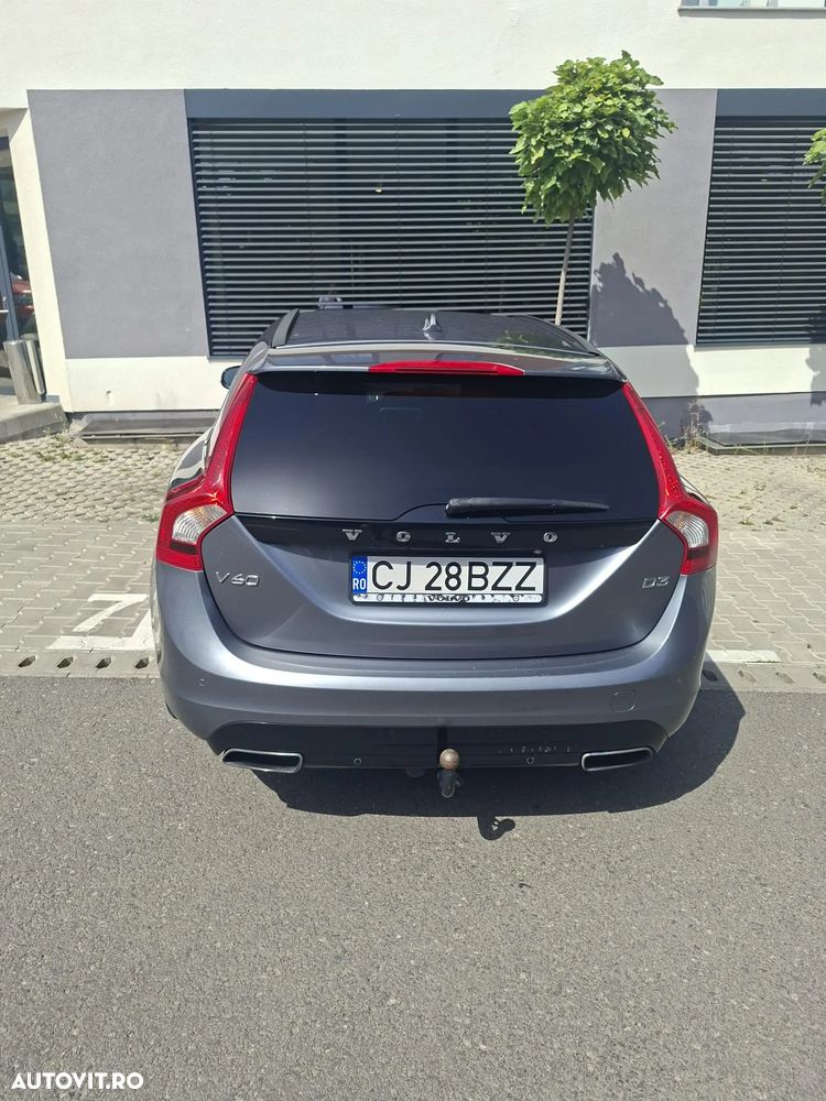 Volvo V60 D3 Summum - 3