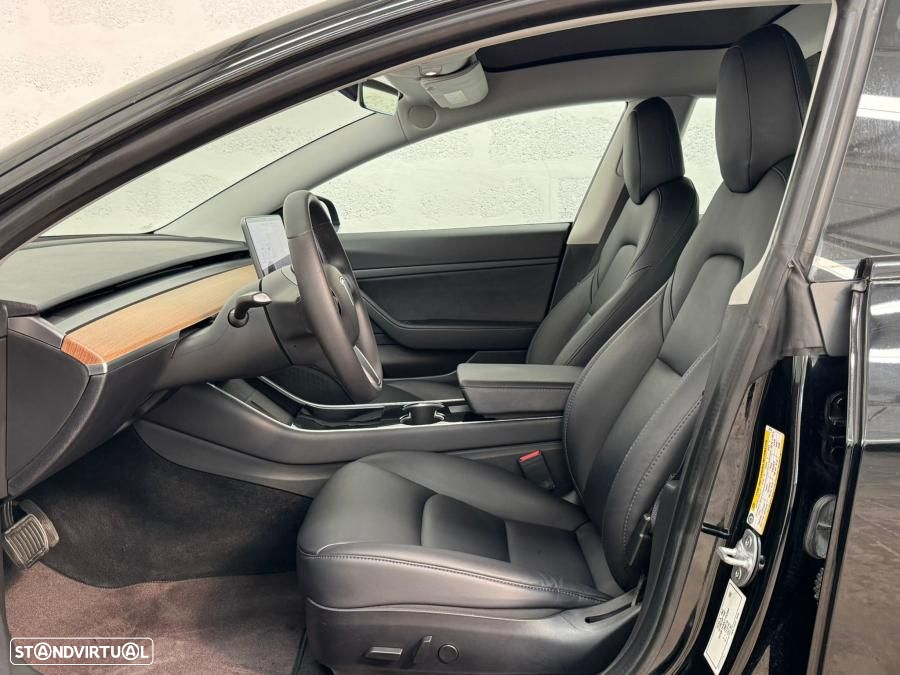 Tesla Model 3 Standard Range Plus RWD - 4