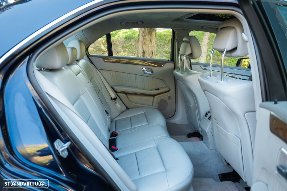 Mercedes-Benz E 200 CGi Elegance BE 165g - 24