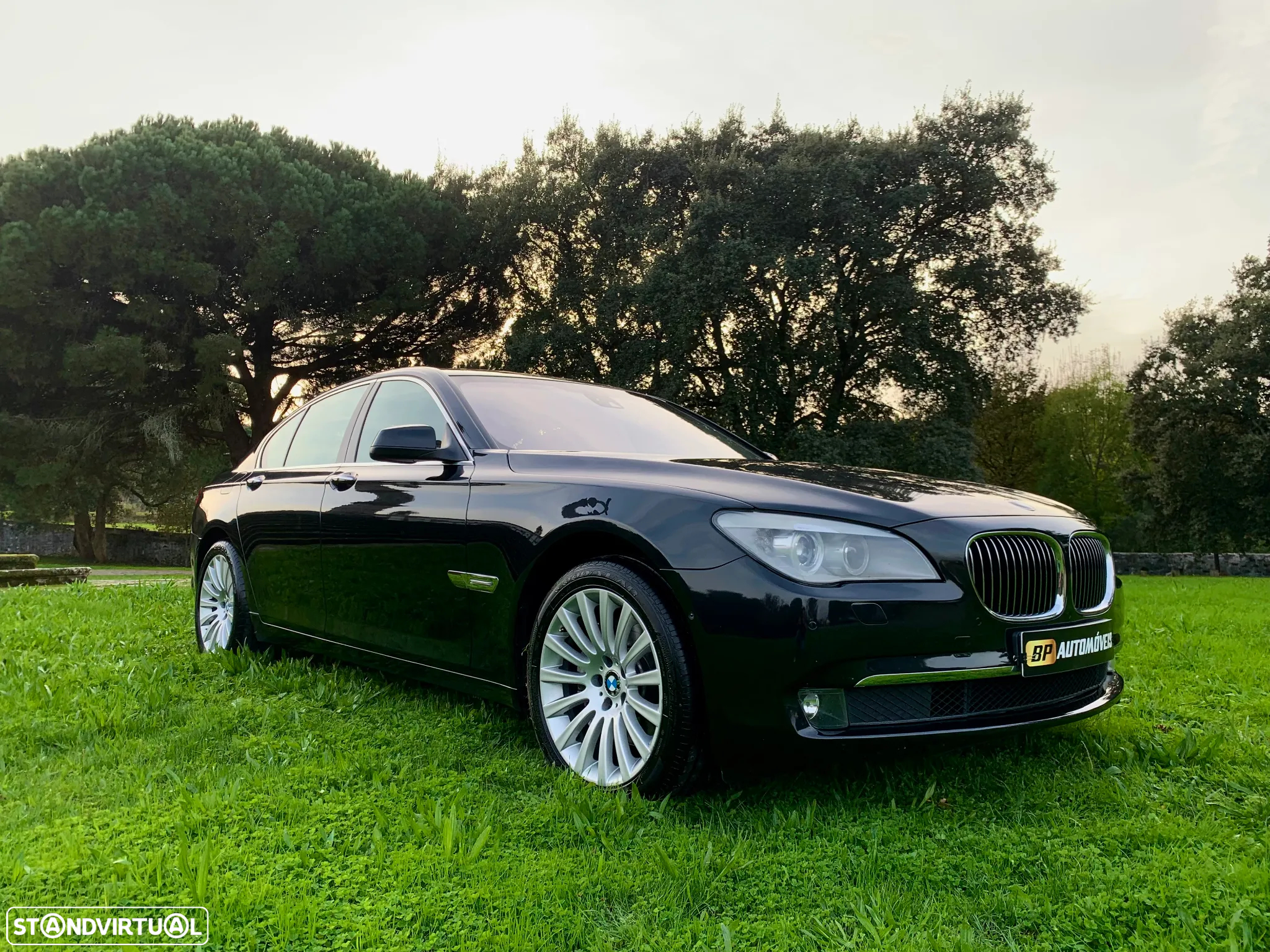 BMW 740 d Pack M - 8