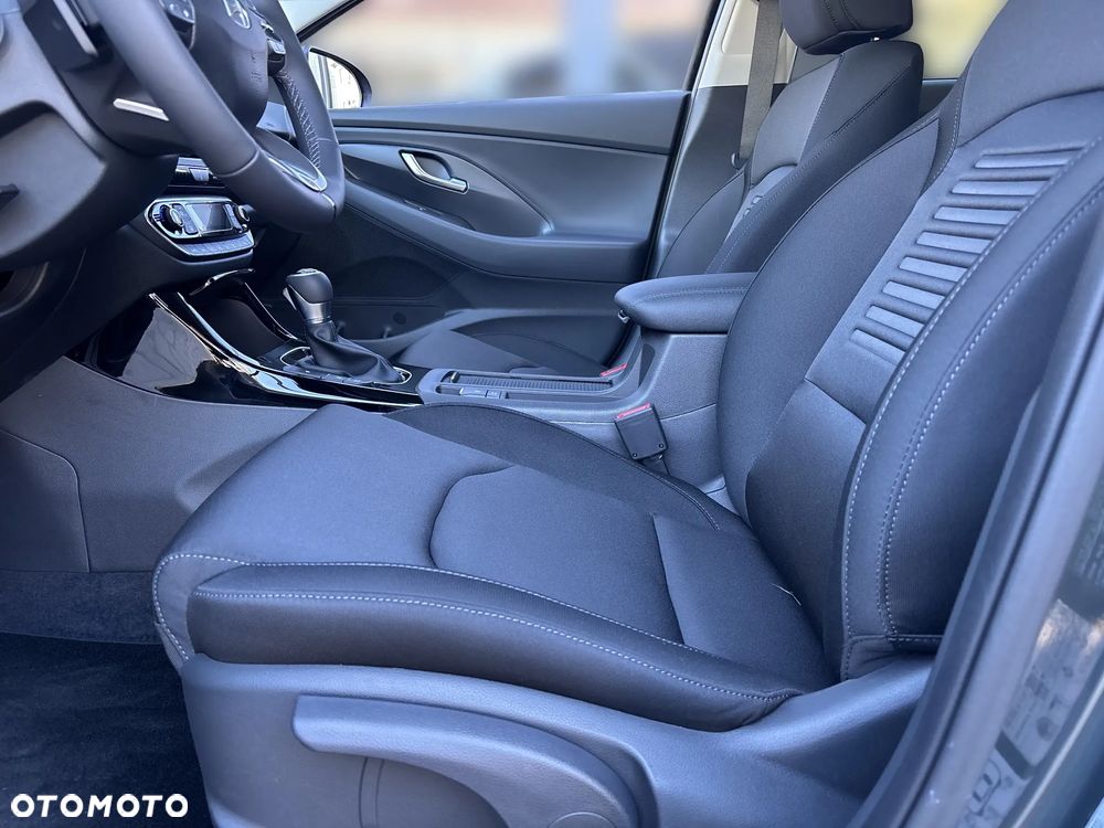 Hyundai i30 1.6 T-GDI Smart DCT - 13