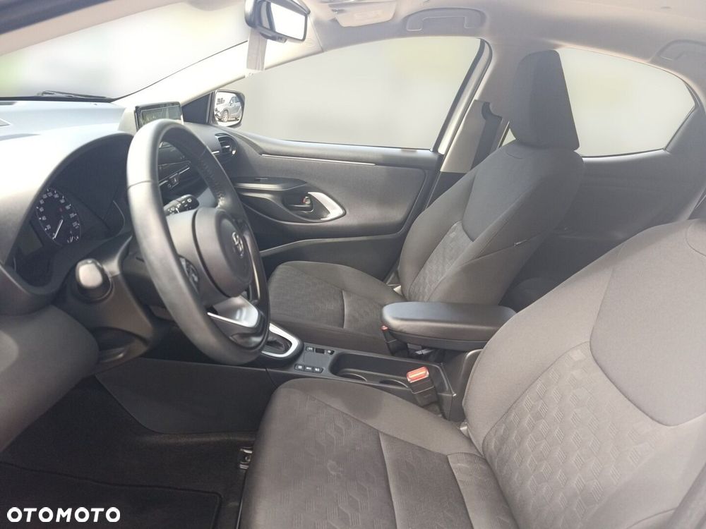 Toyota Yaris - 19
