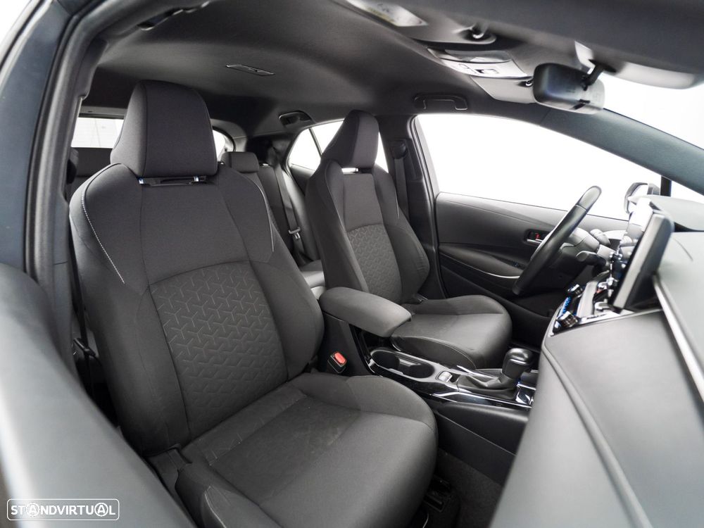 Toyota Corolla 1.8 Hybrid Comfort - 34