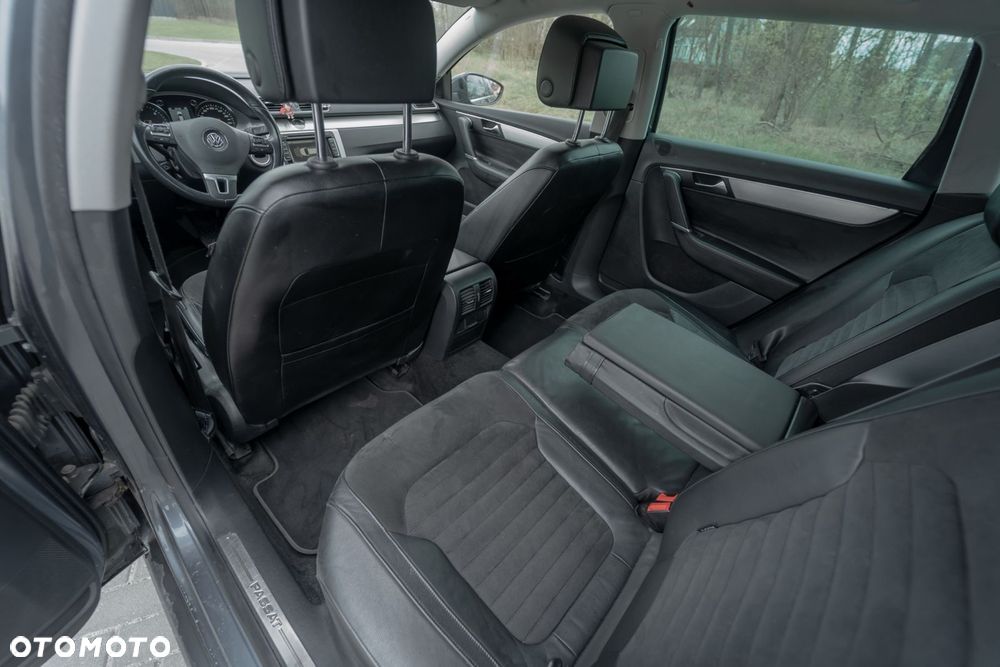 Volkswagen Passat 2.0 TDI Highline DSG - 10