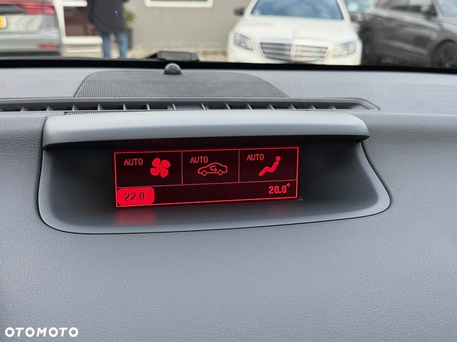 Opel Meriva 1.7 CDTI Automatik Edition - 24