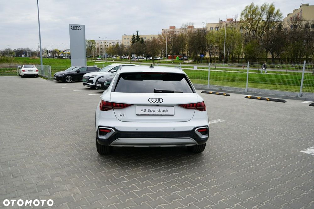 Audi A3 Allstreet - 6