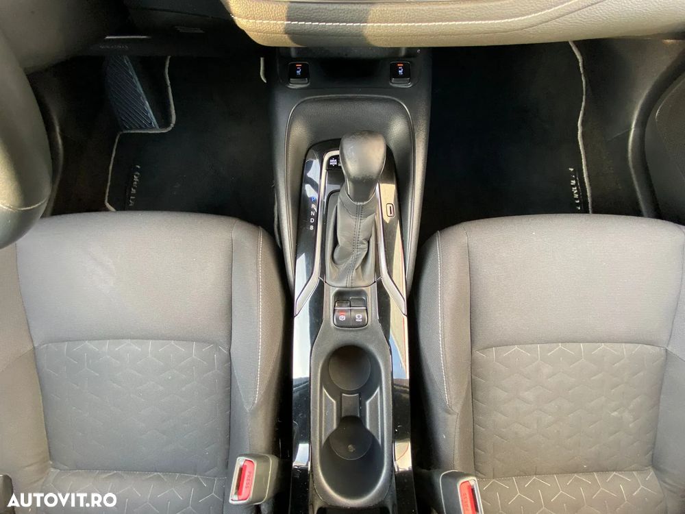 Toyota Corolla 1.8 HSD Active - 15