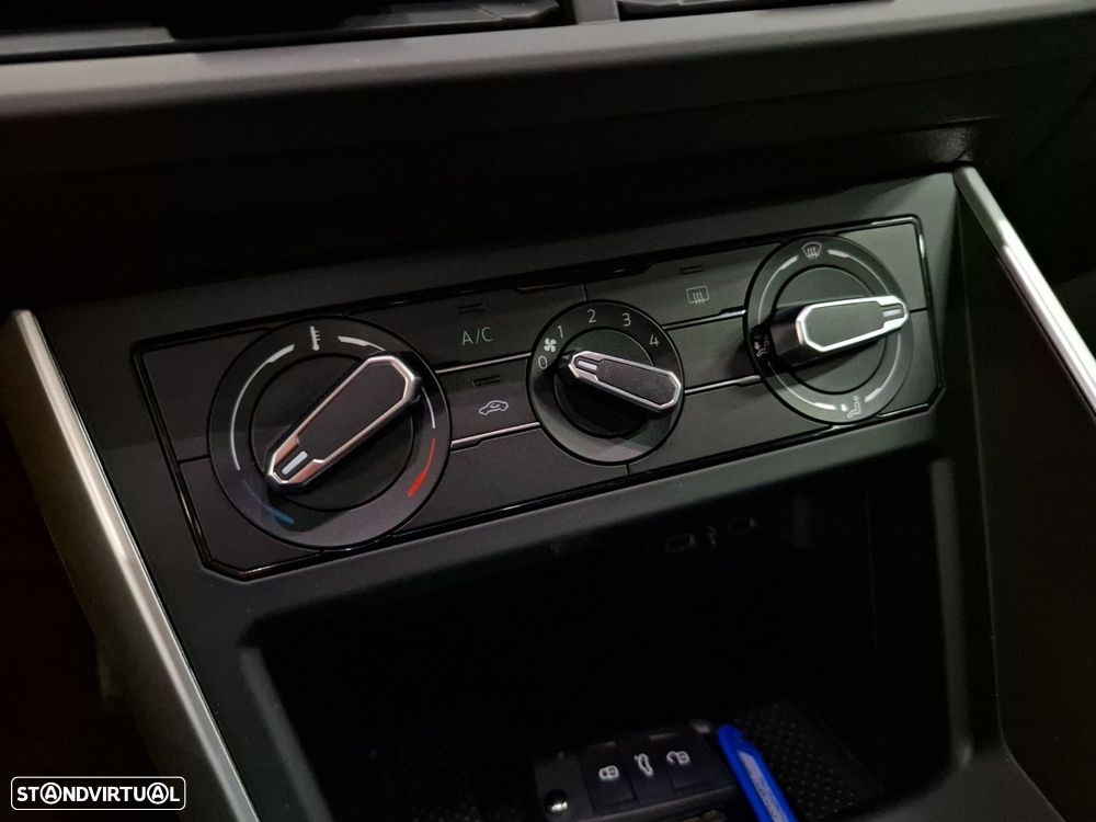 VW Taigo 1.0 TSI Urban - 19