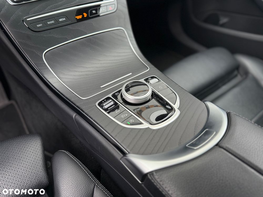 Mercedes-Benz Klasa C - 23