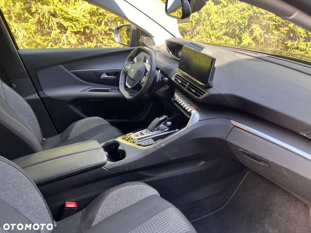 Peugeot 3008 1.2 PureTech GPF Active S&S EAT8 - 4