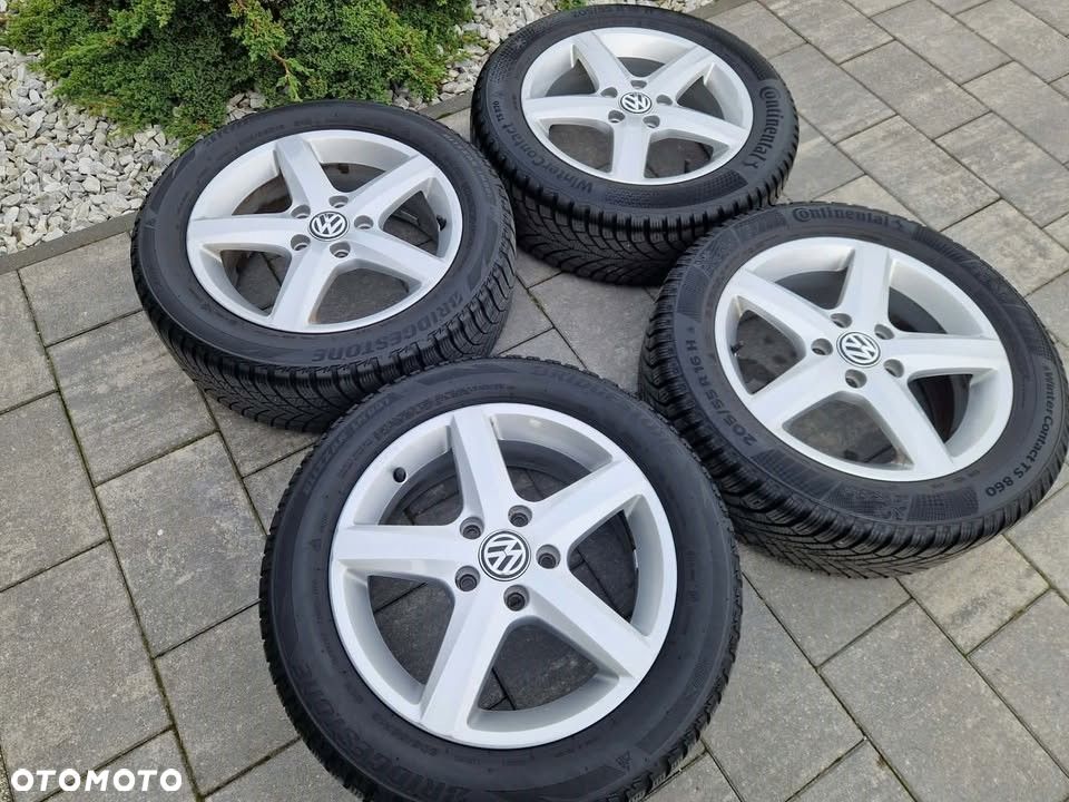 Volkswagen Golf - 39