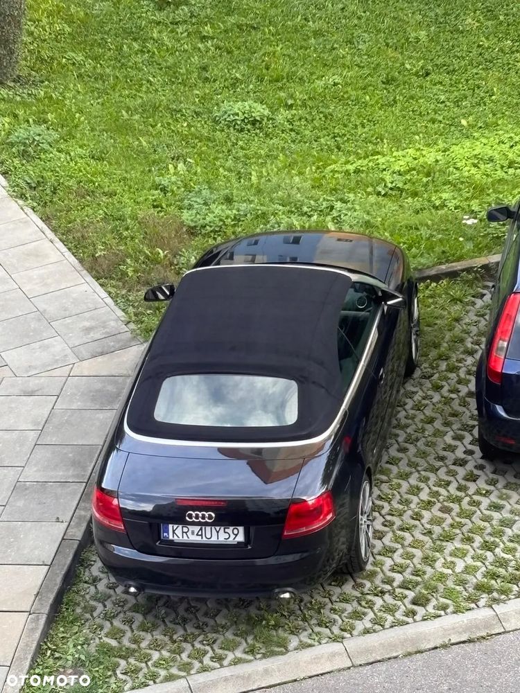 Audi A4 - 1