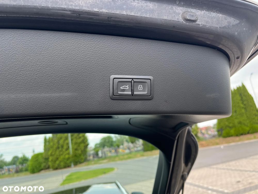 Audi A6 - 8
