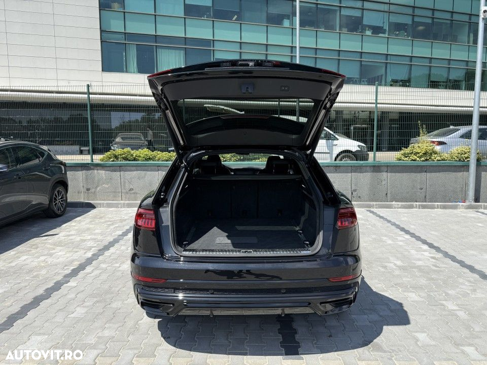 Audi Q8 60 TFSIe quattro tiptronic - 32
