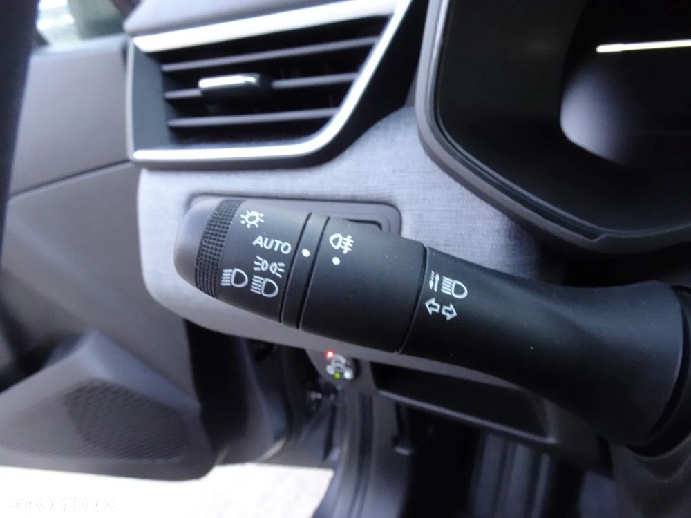 Renault Clio 1.0 TCe Intens - 40