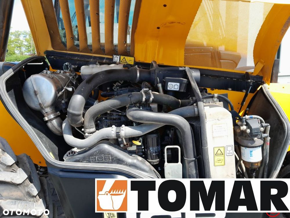 JCB 540-200 2023r - 18