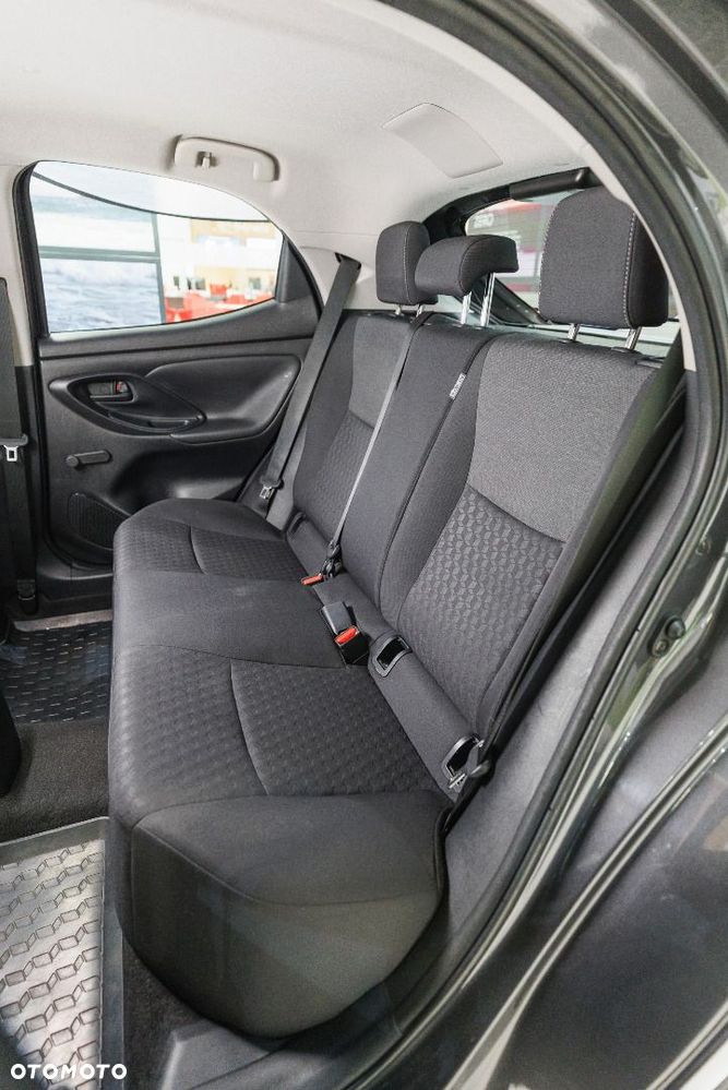 Toyota Yaris - 18