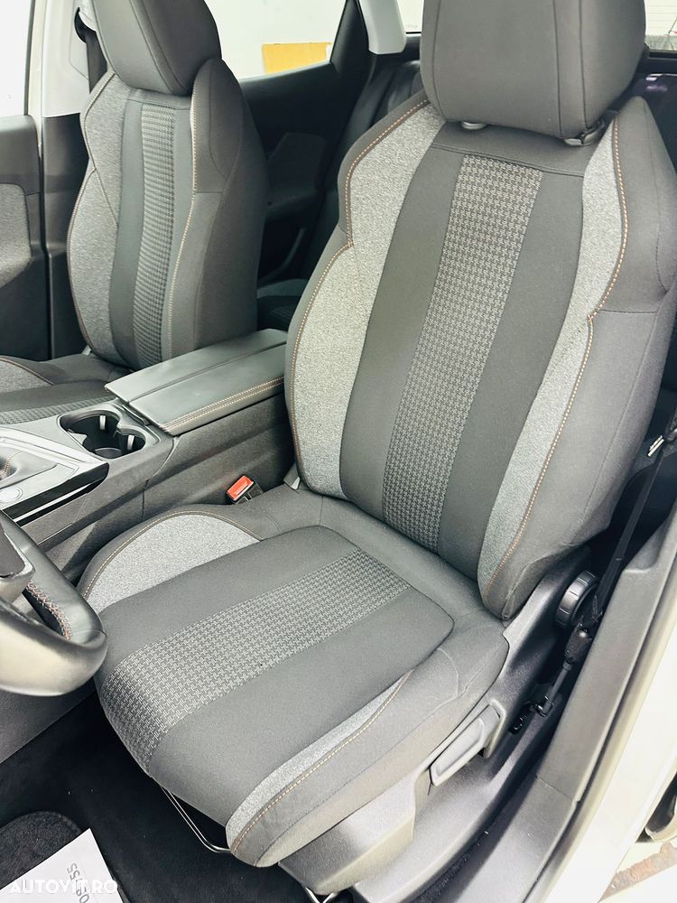 Peugeot 3008 - 14