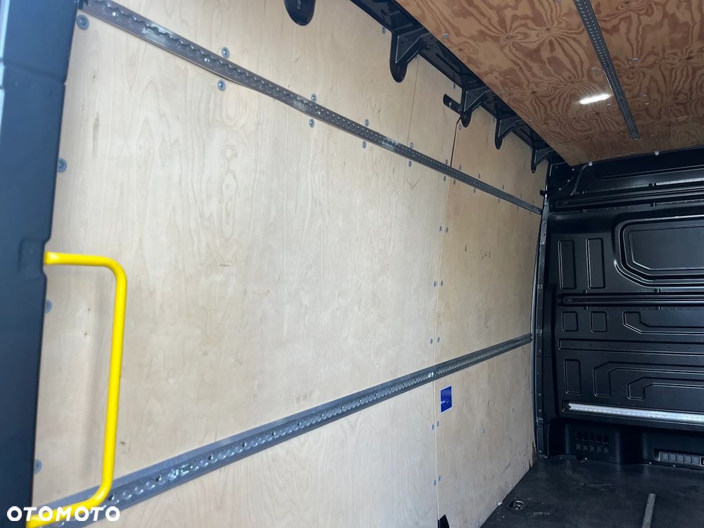 MAN TGE 3.180 4X4 - 22