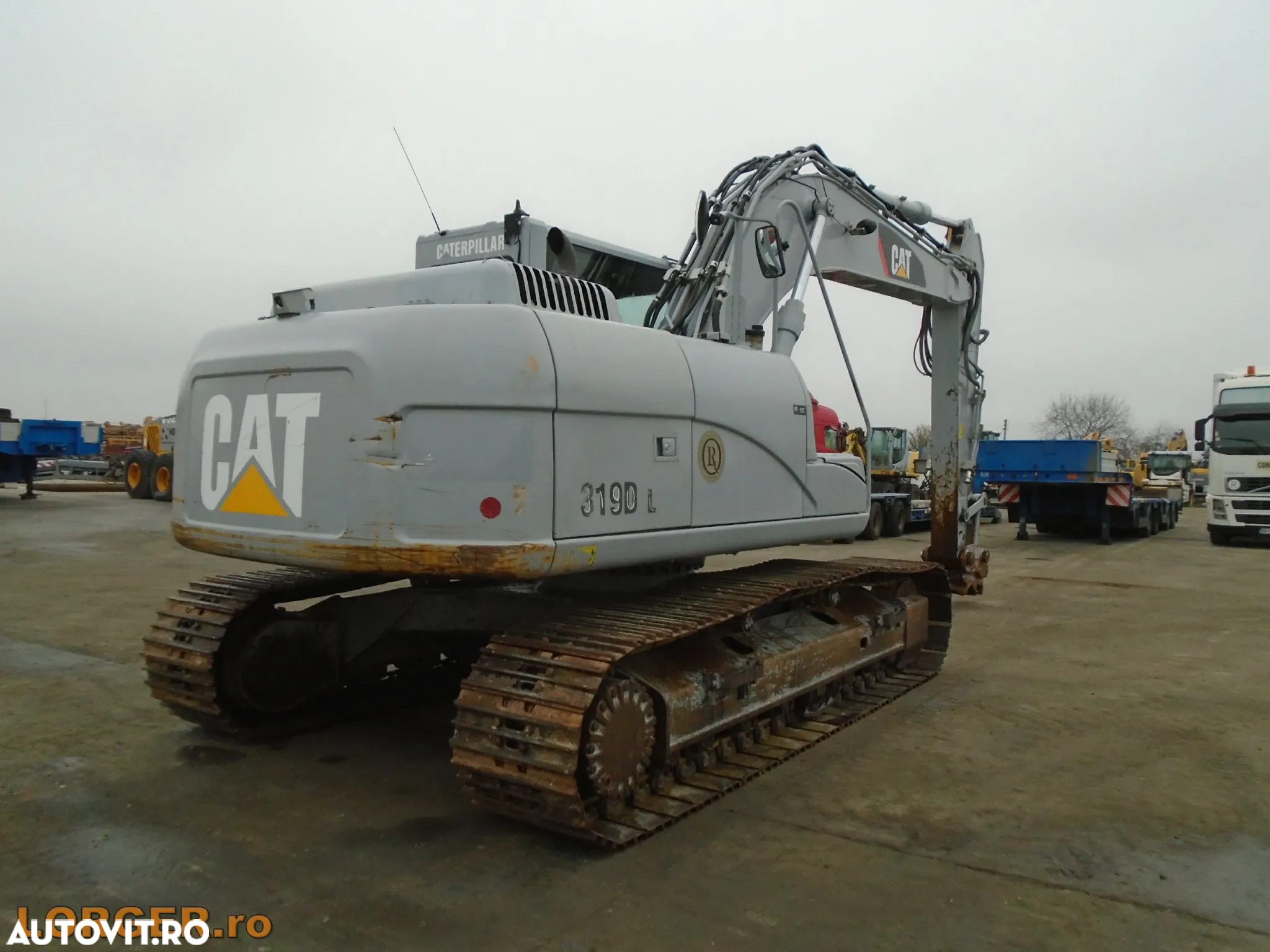 Cat 319D - 3