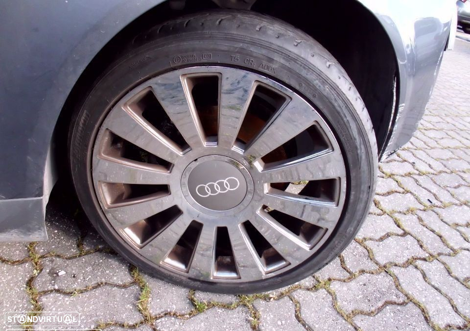 Peças Audi A4 (8E2,B6) 2000 a 2004 - 12
