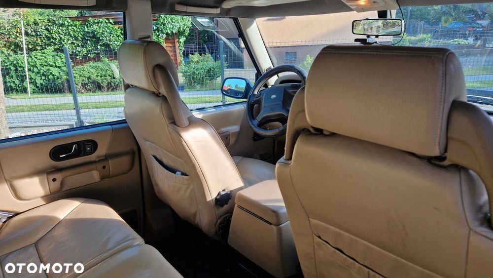 Land Rover Discovery - 8