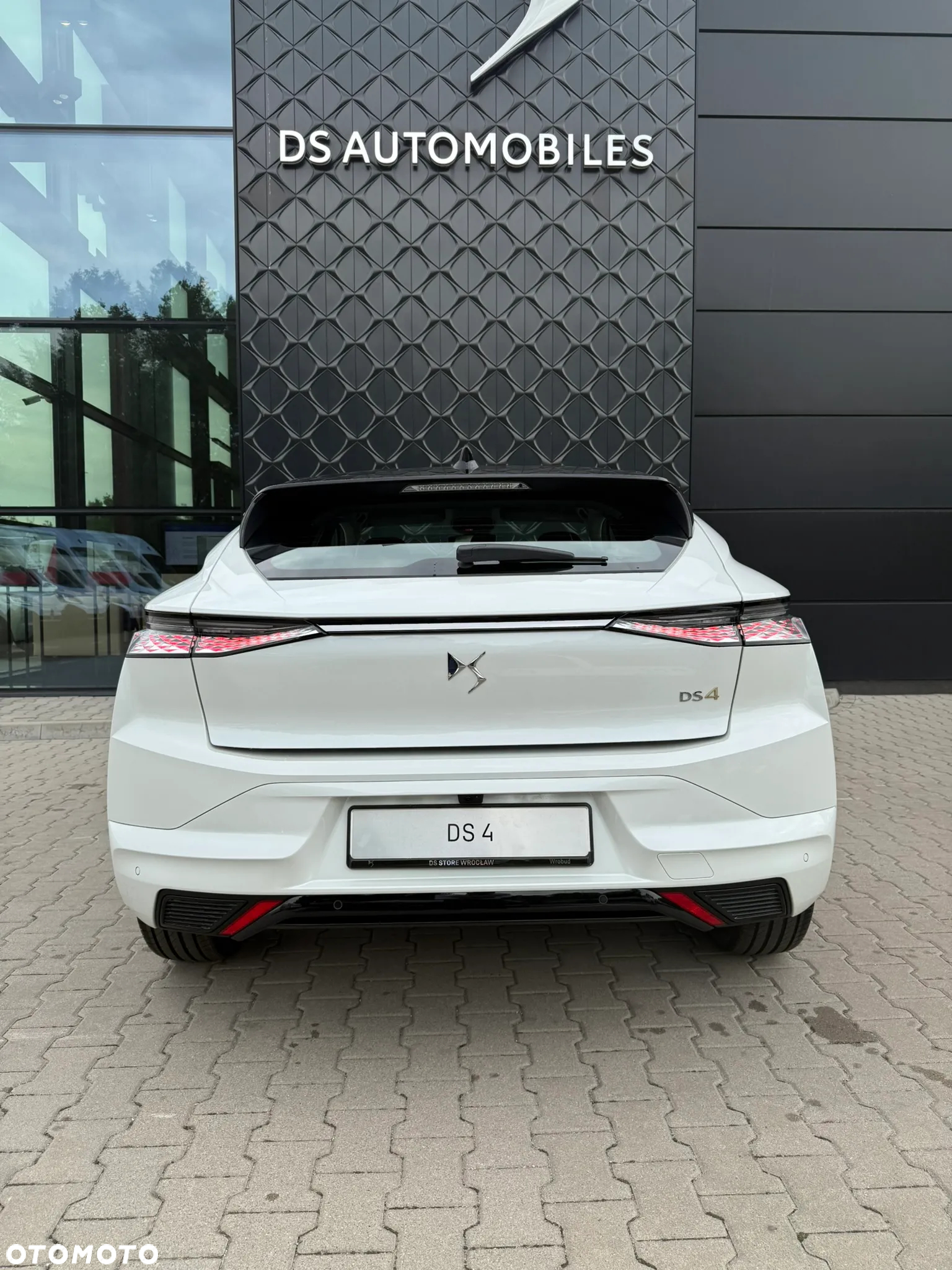 DS Automobiles DS 4 1.2 mHEV 136 Edition France eDCS6 - 6