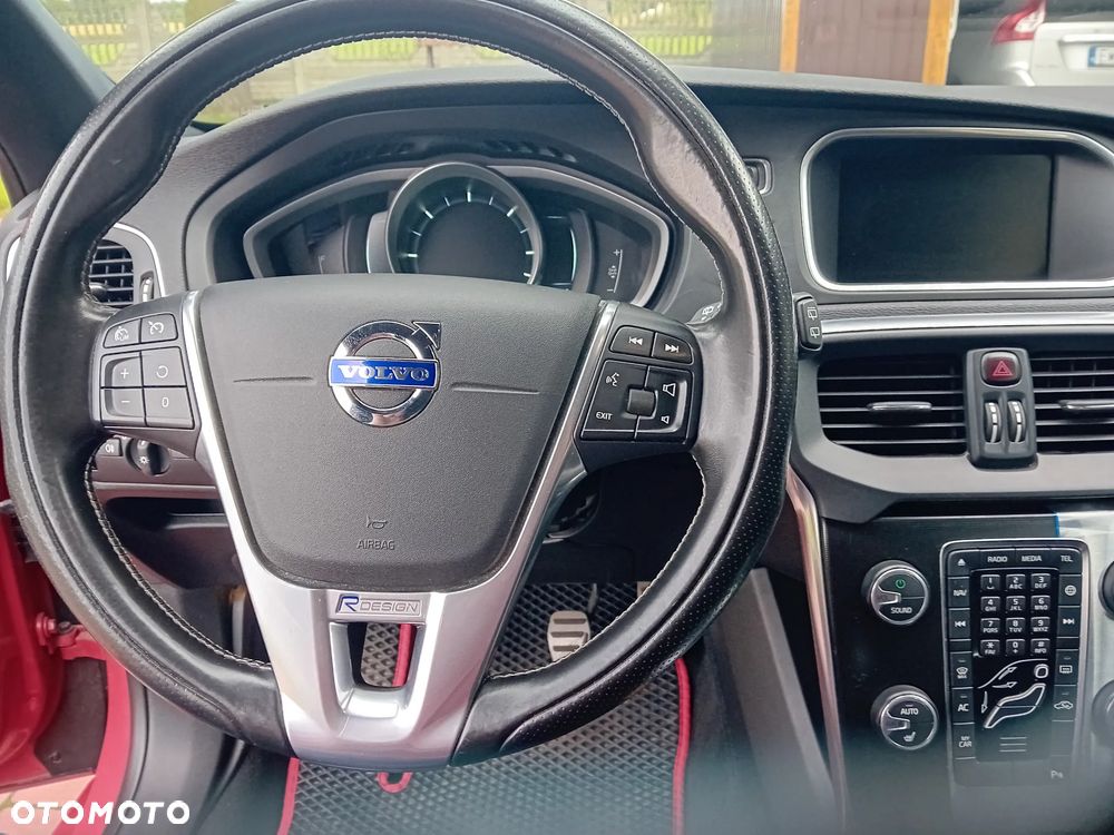 Volvo V40 D2 Drive-E R-Design Momentum - 7