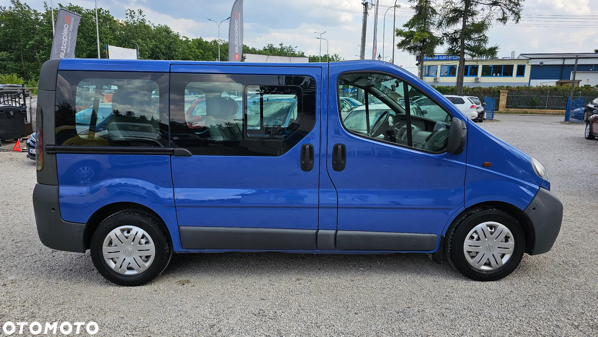 Opel Vivaro DTI Tour - 31