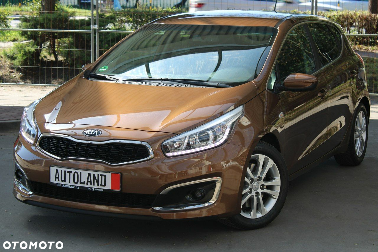 Kia Ceed - 35