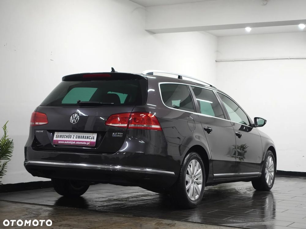 Volkswagen Passat 2.0 Blue TDI SCR Highline - 8