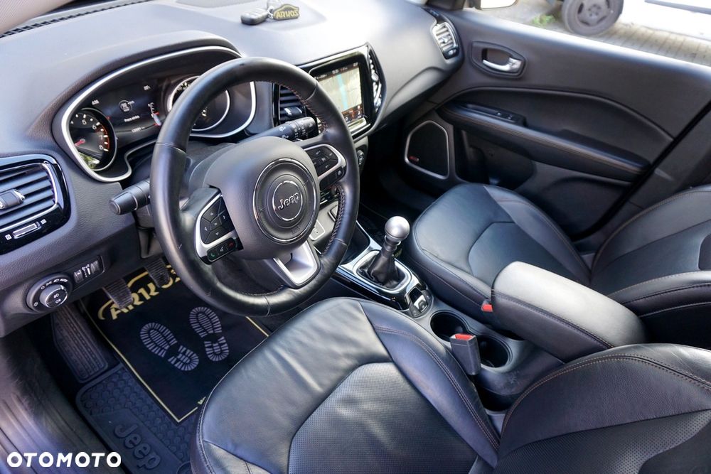 Jeep Compass 1.4 MultiAir Limited - 25