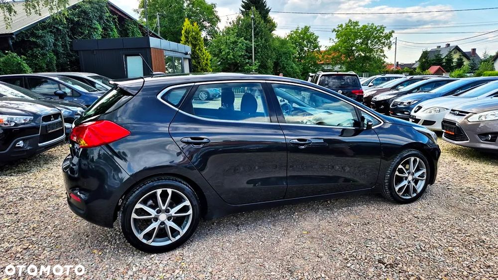 Kia Ceed 1.6 GDI XL - 10