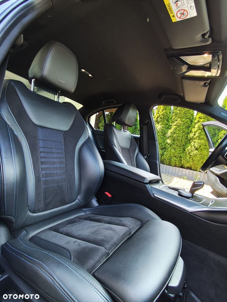 BMW Seria 3 320d xDrive MHEV M Sport sport - 19