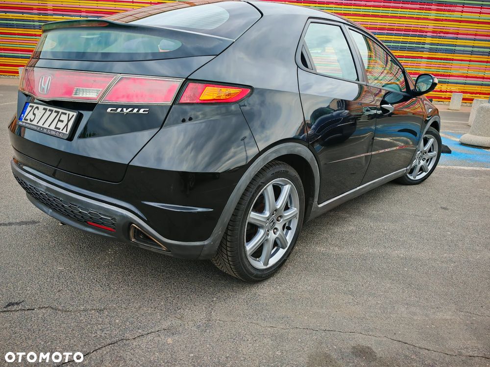 Honda Civic 1.8 Executive - 7