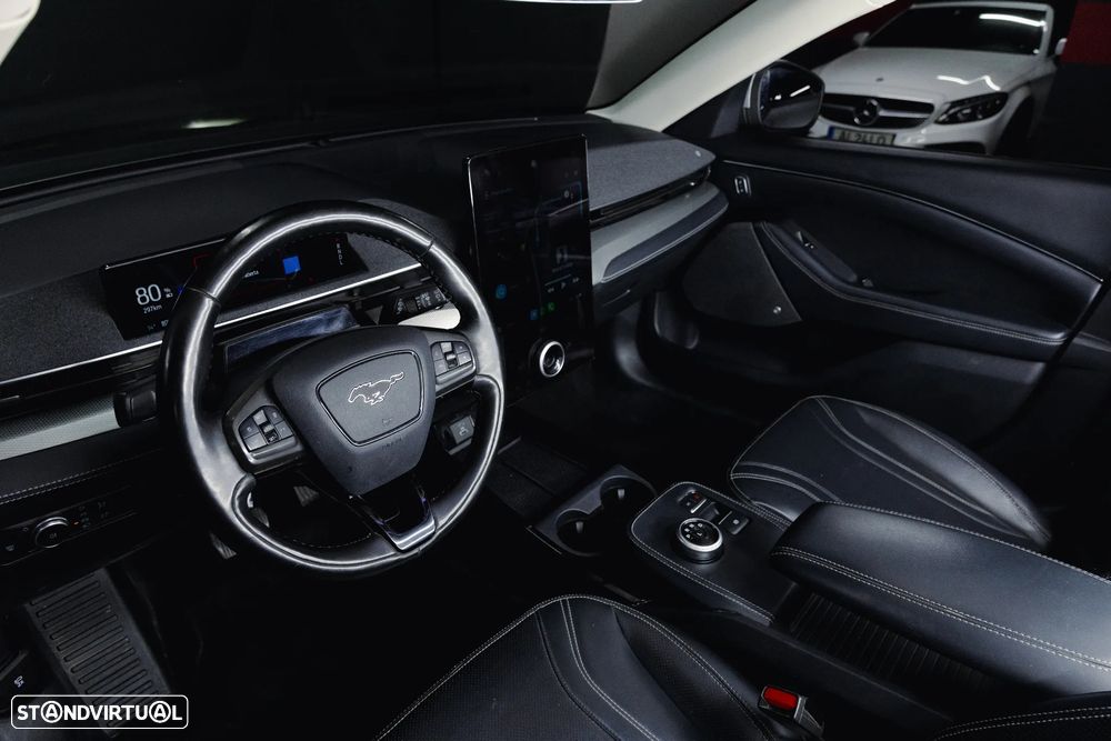 Ford Mustang Mach-E Standard - 8