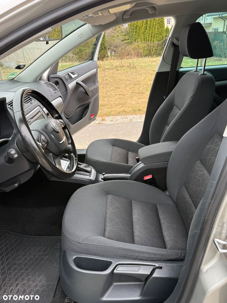 Skoda Octavia 1.4 TSI Family DSG - 4