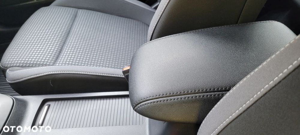 Ford Focus 1.0 EcoBoost Trend Edition - 22