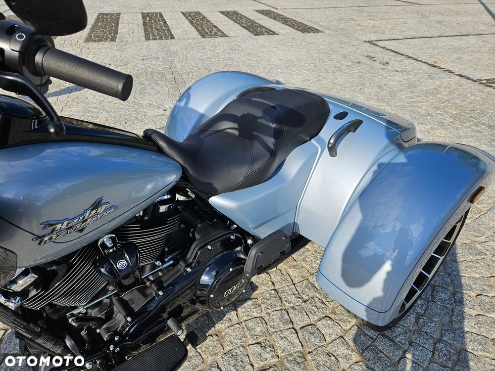 Harley-Davidson Trike Freewheeler - 18