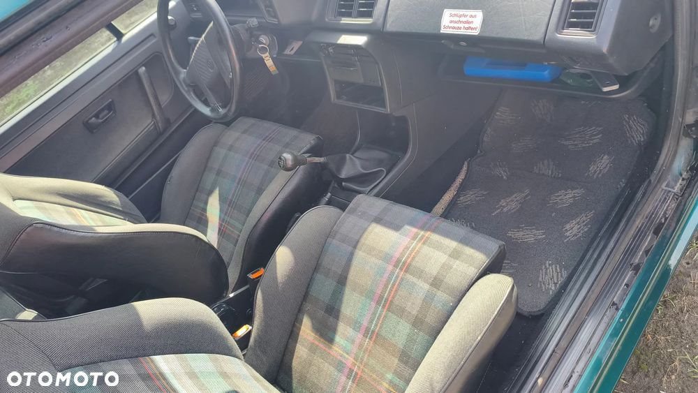Volkswagen Scirocco 1.8 GT - 12