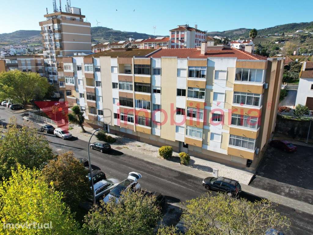 Apartamento T3 no Centro de Arruda dos Vinhos - Grande imagem: 3/27