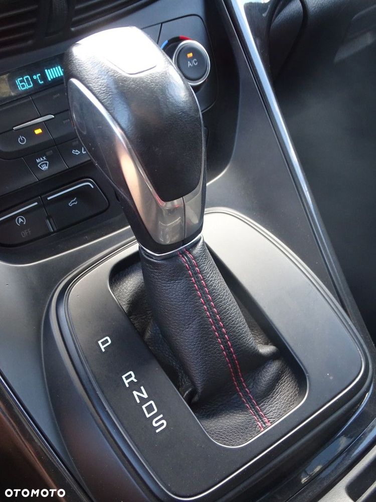 Ford Kuga 2.0 TDCi AWD ST-Line - 22