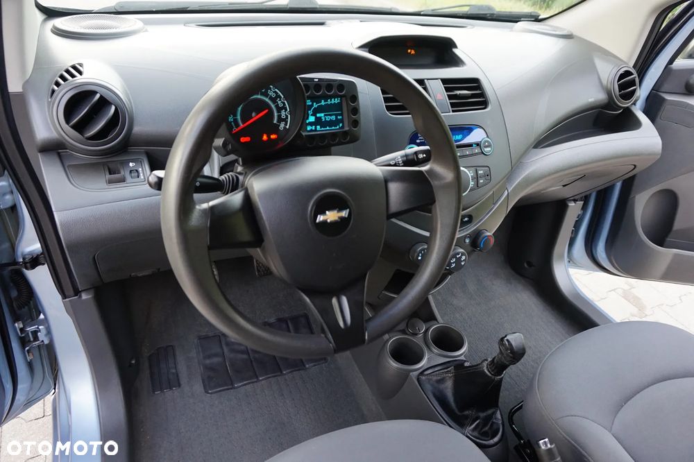 Chevrolet Spark - 28