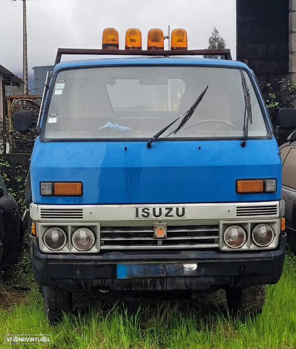 Bedford TLD 54 de 1985 ás peças.