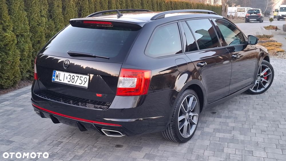 Skoda Octavia 2.0 TDI (Green tec) DSG RS - 9