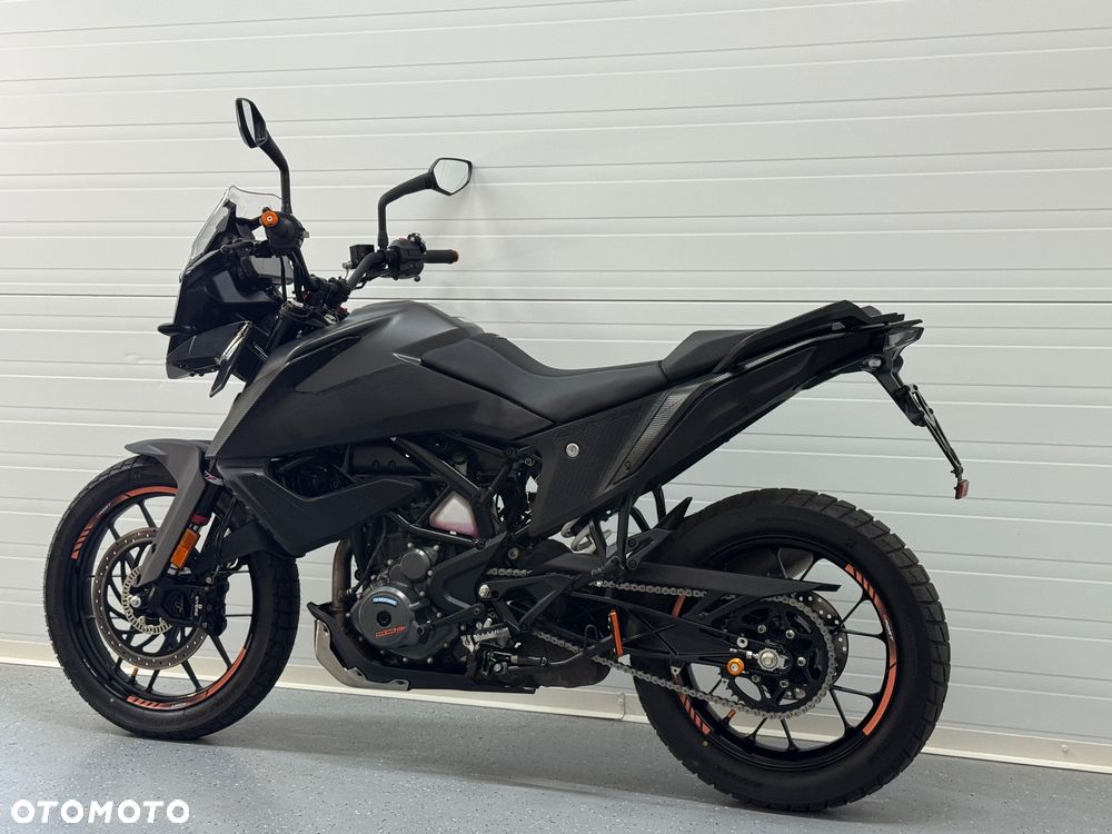 KTM Adventure - 14