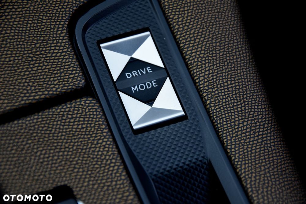 DS Automobiles DS 7 Crossback - 38