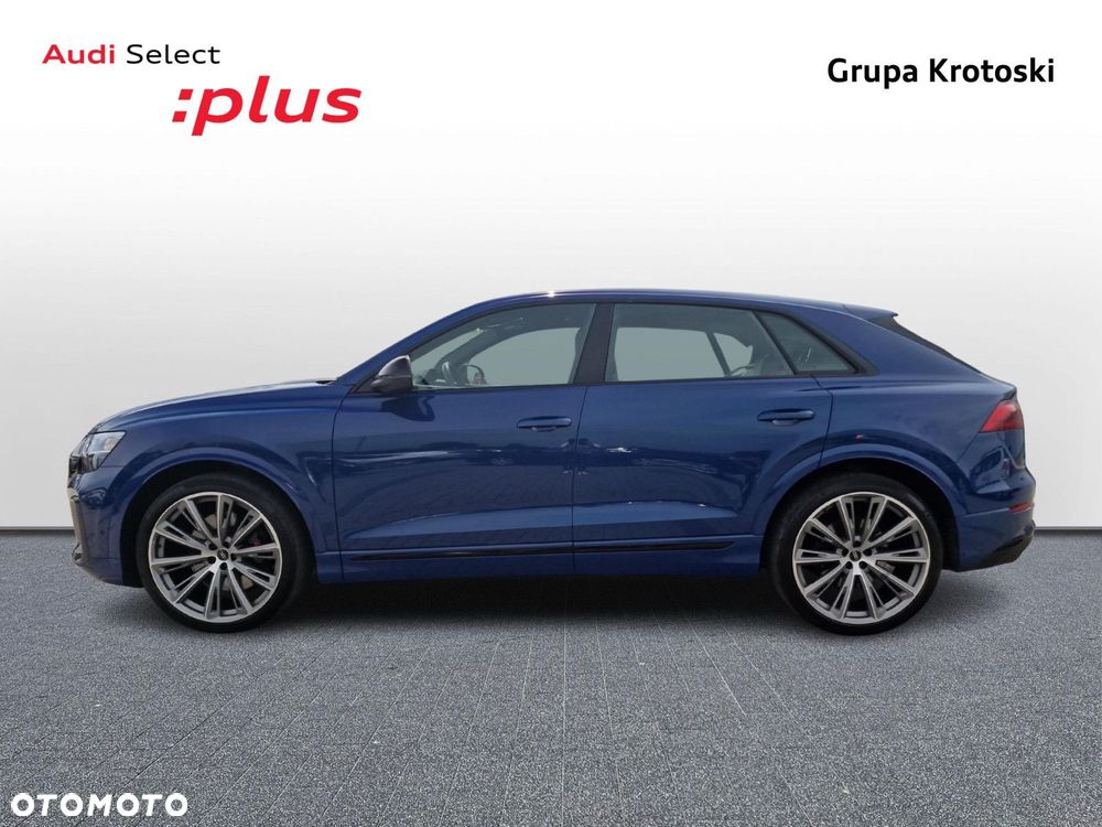 Audi SQ8 - 8