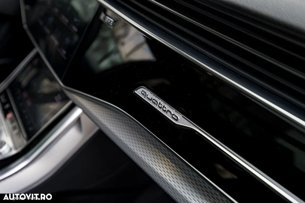 Audi SQ8 - 26